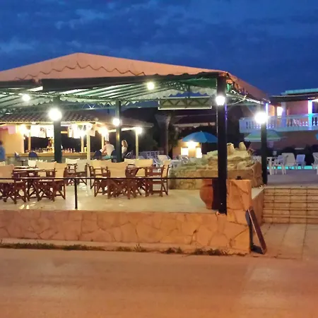 Nikolas Club Guest house 2*